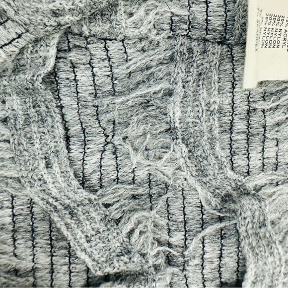 Madison 88 Gray Basket Weave Infinity Scarf - Picture 5 of 7